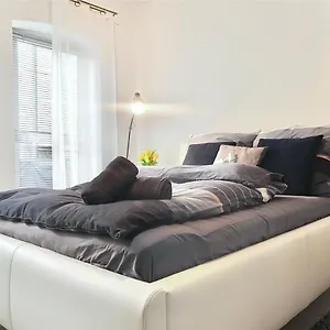 Apartment Unlimited - Schoen & Zentral Wohnen Perfekt Fuer Kurze Aufenthalte Im Eg, Bamberg